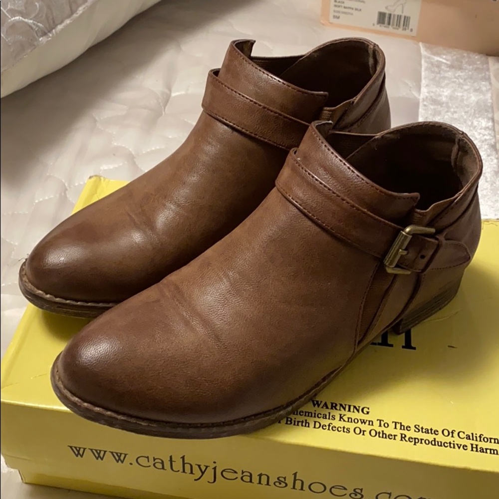 Booties - Picture 4 of 4